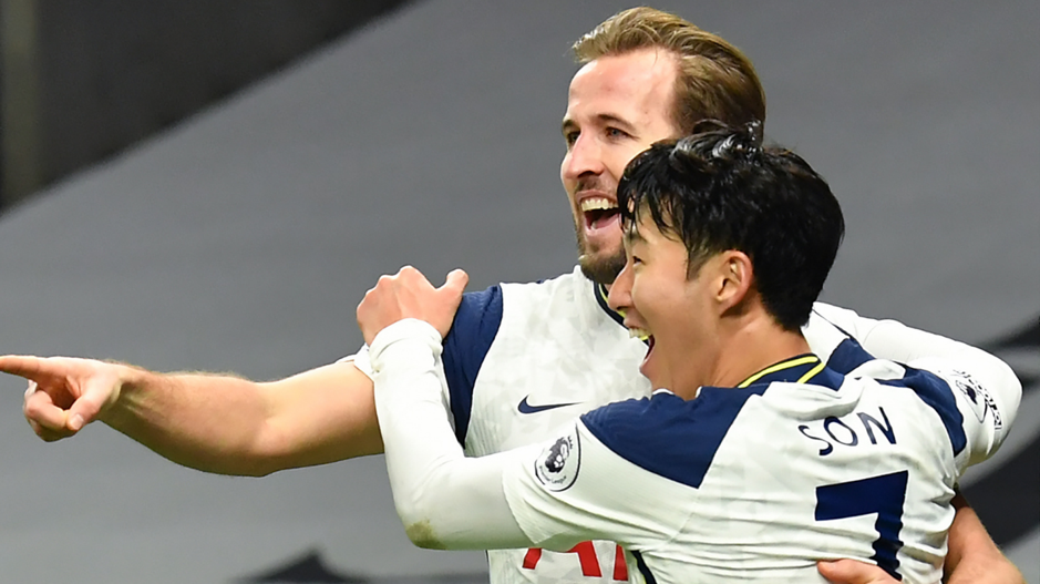 Kane-Son Combination Sinks Arsenal and Takes Tottenham Top of the Table